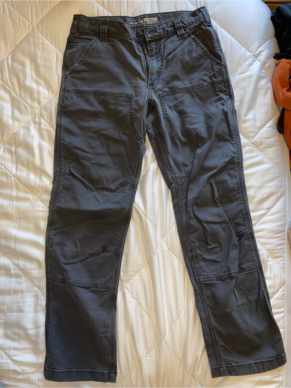 Men’s relaxed fit carhartts